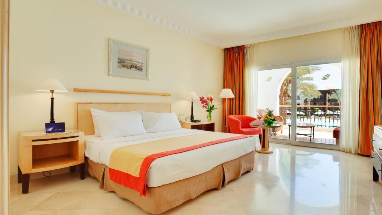 The Hotel Grace Place Inn Нью-Дели Экстерьер фото